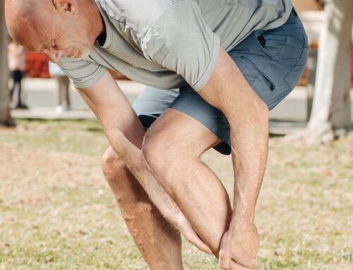 Hip, Leg, and Foot Pain: Does Chiropractic Treatment Help with Sciatica?